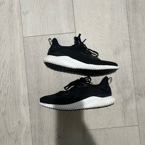 Adidas bounce sneakers